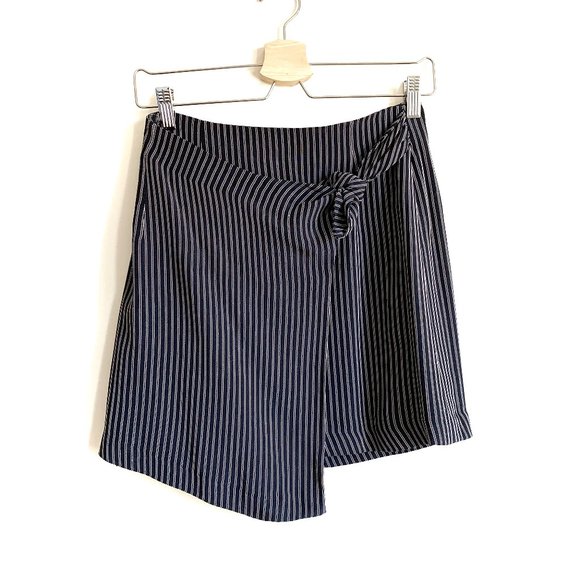 MEXX | Vintage Black with White Strip Wrap Skirt - Picture 1 of 11
